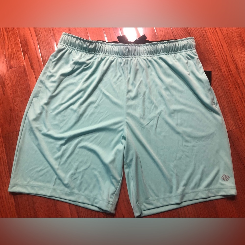 Zelos Men’s Shorts, Size XL, NWT